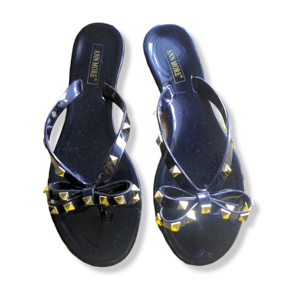 Black jelly Ann More flip flop sandals with pretty bow and gold studs - Picture 2 of 4